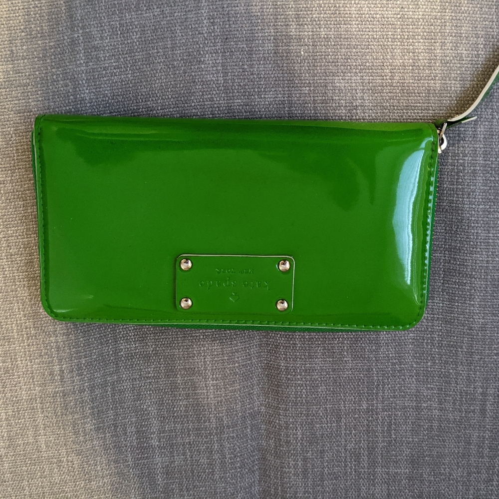Kate Spade lime green patent wallet